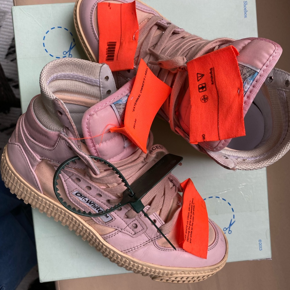 3.0 OFF COURT LEATHER PINK